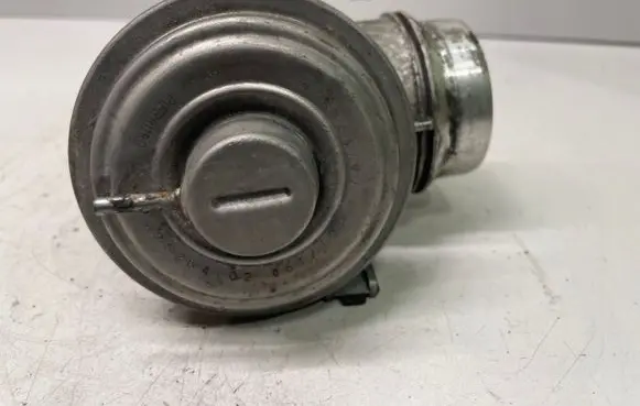 BMW X5 E53 EGR valve 728264 72826402