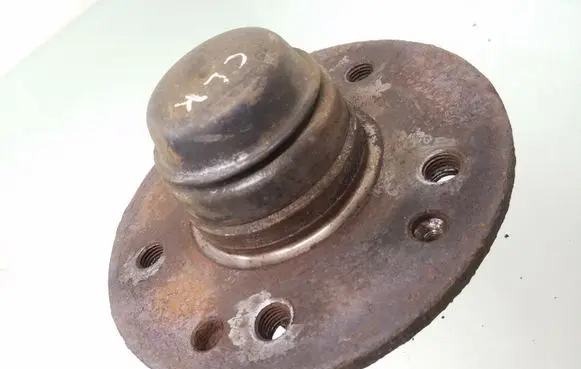 Mercedes-Benz CLK A208 C208 Front wheel hub