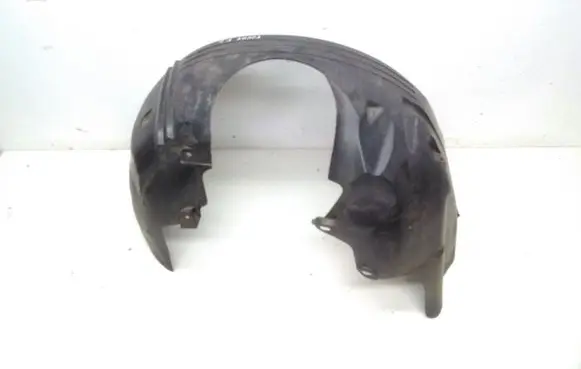 Ford Focus Front wheel arch liner splash guards