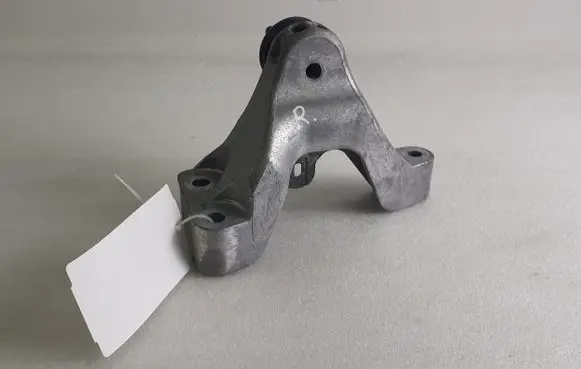 Dacia Spring Engine mounting bracket