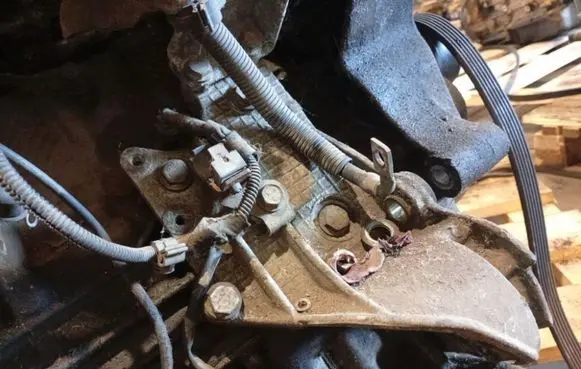 Alfa Romeo 147 Engine mounting bracket