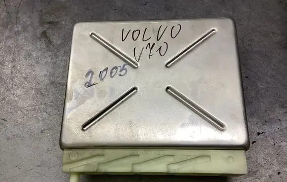 Volvo V70 Gearbox control unit/module P30646719 1T0101C00 T04252429