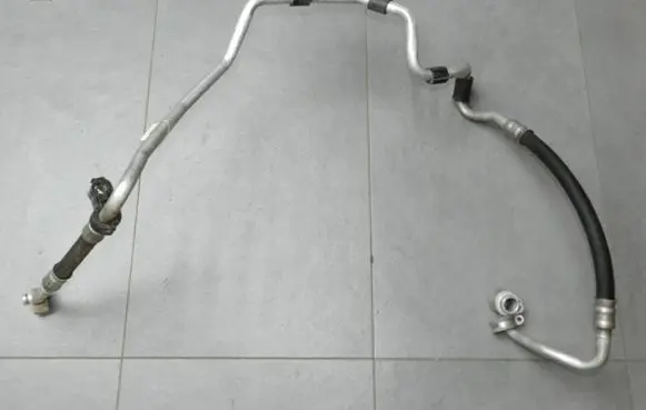 Volkswagen Eos Air conditioning (A/C) pipe/hose