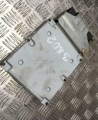 Ford Focus Engine control unit/module 98AB12A532AF S044Z 1M5FAB