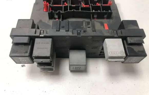 Volkswagen PASSAT B6 Comfort/convenience module 3C0937049AE