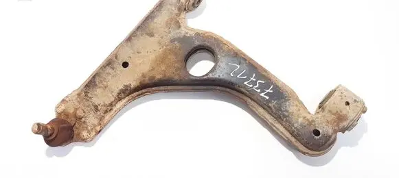 Opel Astra G Front lower control arm/wishbone 90498740