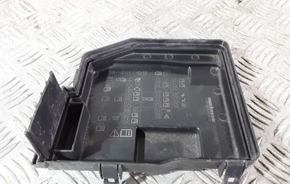Fuse box cover