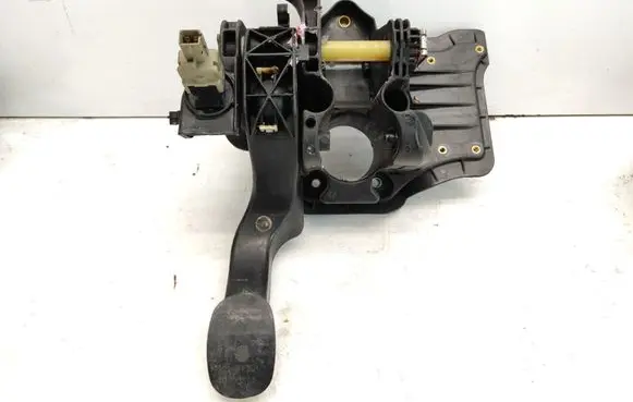 Clutch pedal