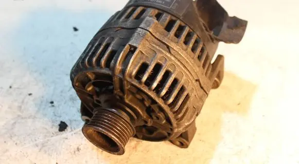 BMW 5 E39 Generator/alternator 1432986 14329861