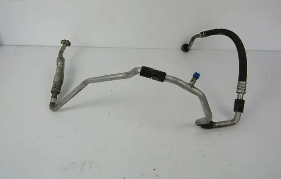 Volkswagen PASSAT B5.5 Air conditioning (A/C) pipe/hose 