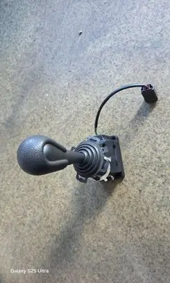 Renault Master III Gear shifter/selector 8200915410 93196715 8200915412