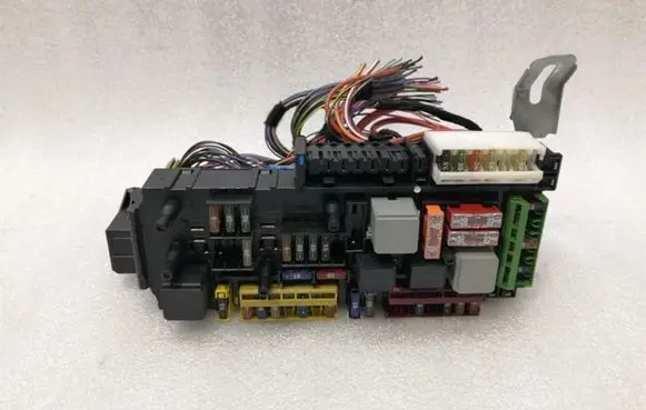 Mercedes-Benz E W212 SAM control unit A2129005001