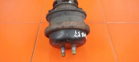 Suzuki Grand Vitara II Engine mount vacuum valve 19MB37