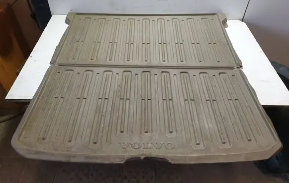 Volvo XC70 Rubber trunk/boot mat liner 0101