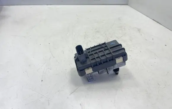 BMW 1 E81 E87 Turbine electric control actuator 6NW008412