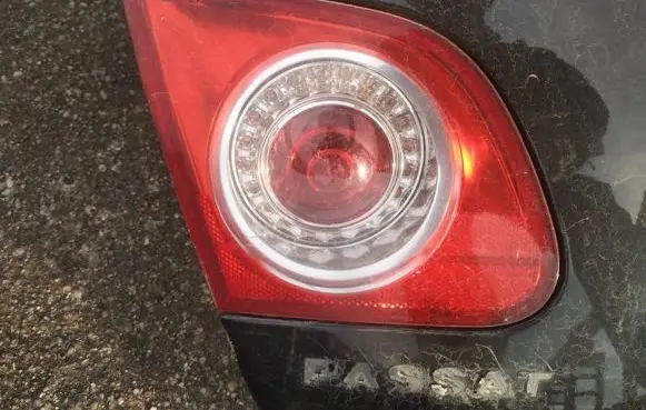 Volkswagen PASSAT B6 Tailgate rear/tail lights