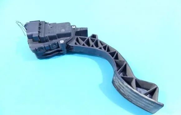 Volvo V50 Accelerator throttle pedal 4M51-9F836-AG IMPRK1354490