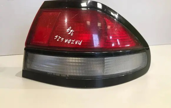 Mazda 626 Rear/tail lights 22061825