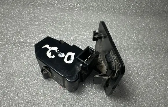 Audi A8 S8 D2 4D Sensor 4A0959905