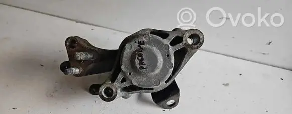 Toyota Prius (NHW20) Engine mount bracket