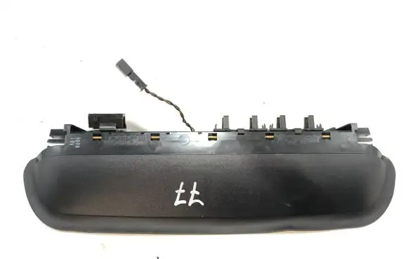 BMW 5 E60 E61 Third/center stoplight 6930030