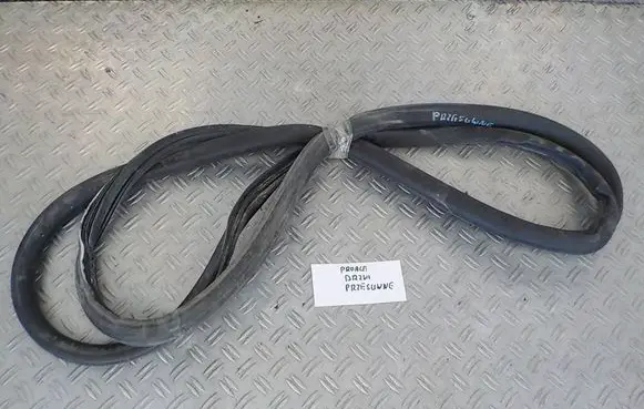 Toyota Proace Sliding door rubber seal 