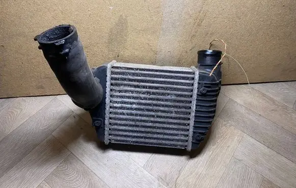 Audi A6 S6 C6 4F Intercooler radiator 4F0145805AD 6620173 0281002401