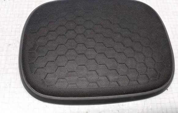 Nissan Primera Parcel shelf speaker trim grill 281742F00