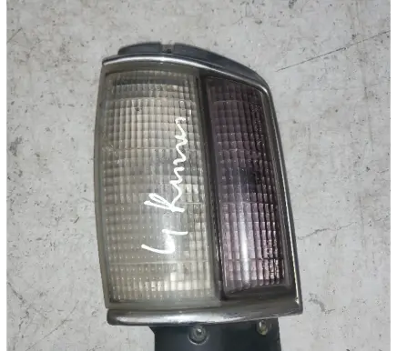 Toyota 4 Runner N120 N130 Front indicator light