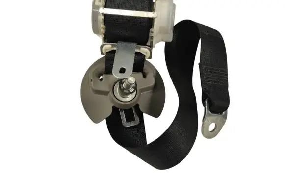 Toyota Highlander XU50 Rear seatbelt 
