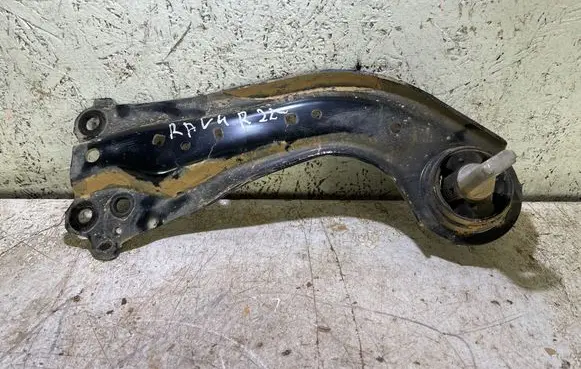 Toyota RAV 4 (XA50) Rear control arm