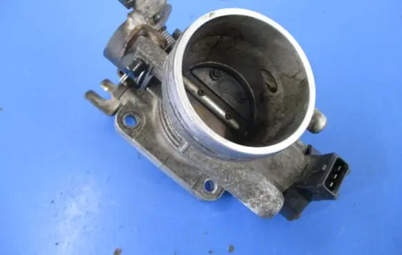 Land Rover Freelander Throttle body valve MHB000090