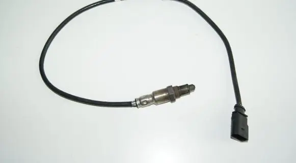 Volkswagen Golf VII Exhaust gas temperature sensor 04E906262CS