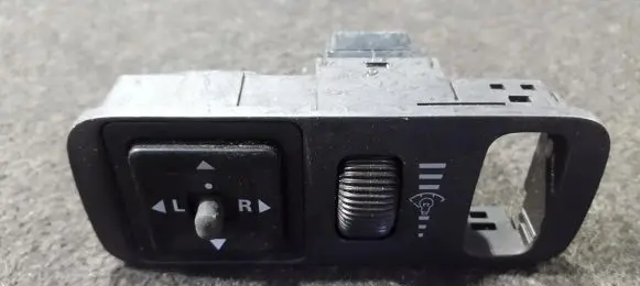 Mitsubishi Galant Wing mirror switch
