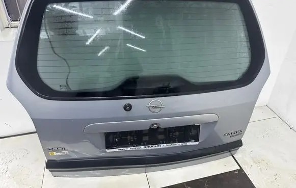 Tailgate/trunk/boot lid