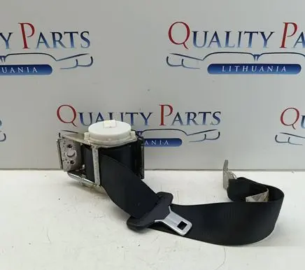 BMW 5 E60 E61 Rear seatbelt 33061260