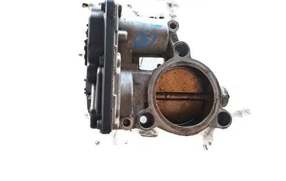 BMW 1 F20 F21 Throttle body valve 7618838-02 7618838 A2C80221400