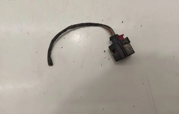 Volkswagen Touran II Other wiring loom 8K0973703G