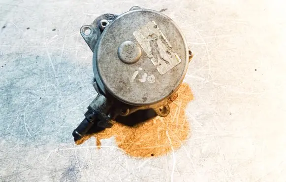 Hyundai i30 Vacuum pump 288102A101