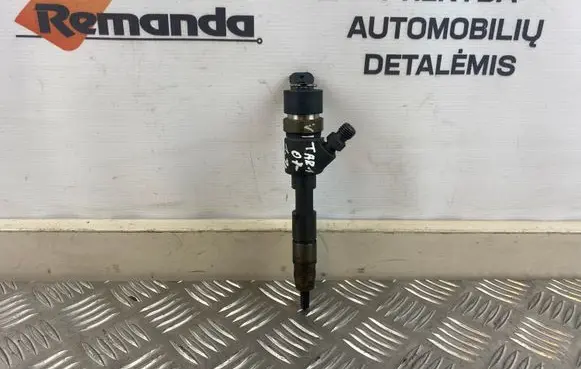 Suzuki Grand Vitara II Fuel injector 0445110230 8RAH60 8200389369