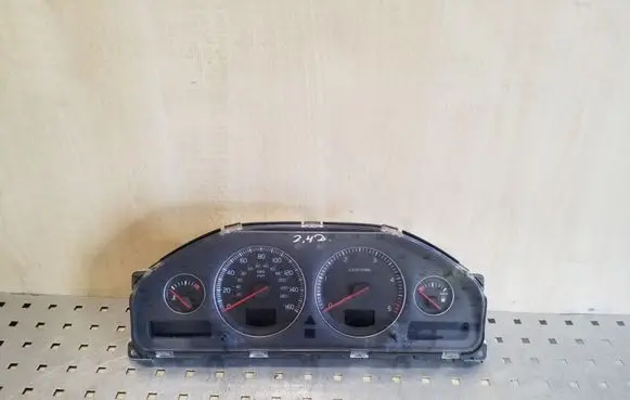 Speedometer (instrument cluster)