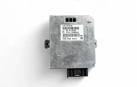 Mercedes-Benz CL C216 Voice control module A2218702092 01000351C2 291462
