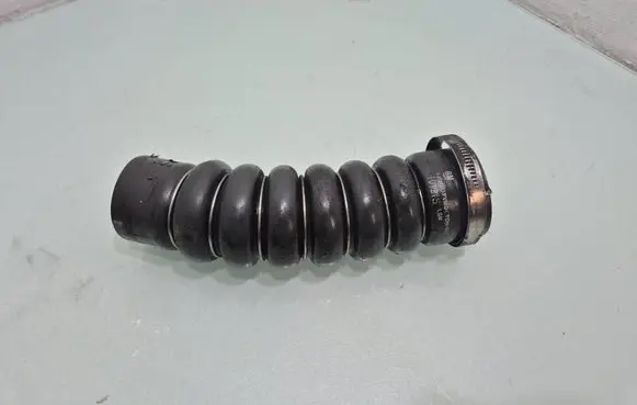Opel Antara Intercooler hose/pipe 