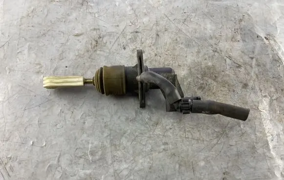 Audi A2 Clutch master cylinder 8E2721401 006236025000