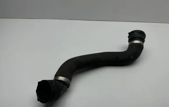 Mercedes-Benz C W205 Engine coolant pipe/hose A2055013182