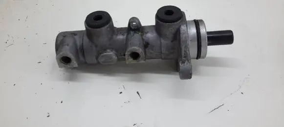 KIA Sorento Master brake cylinder