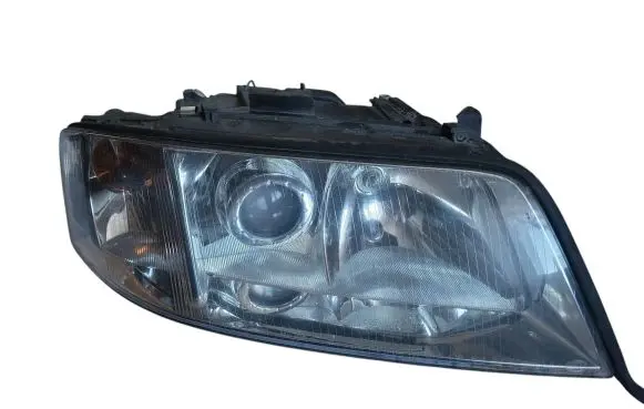 Audi A6 S6 C5 4B Headlight/headlamp 14847400