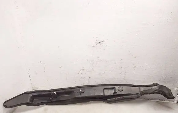 Toyota RAV 4 (XA50) Fender end trim 5382742060