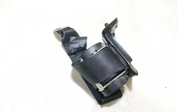Opel Astra J Rear seatbelt 616569200c