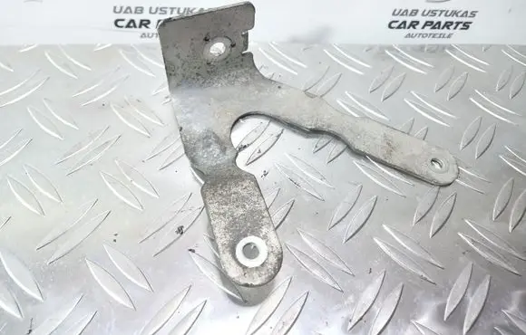 Opel Insignia A Other engine bay part